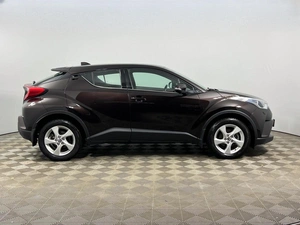 Внедорожник Toyota C-HR 2019 года, 2289900 рублей, Казань
