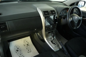 Универсал Toyota Corolla Fielder 2010 года, 1089000 рублей, Омск