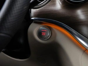 Минивэн Mercedes-benz V-класс 2024 года, 9799999 рублей, Москва