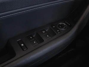 Седан Hyundai Sonata 2019 года, 1877000 рублей, Краснодар