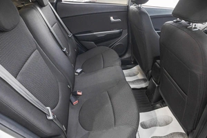 Седан Kia Rio 2016 года, 1189000 рублей, Барнаул