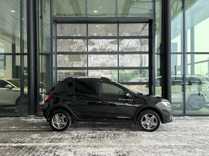 Хетчбэк Renault Sandero 2018 года, 1100000 рублей, Уфа