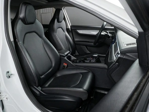 Лифтбек JAC J7 2023 года, 1599000 рублей, Минеральные Воды