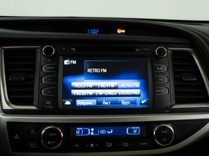 Внедорожник Toyota Highlander 2017 года, 3489050 рублей, Москва