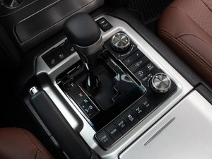 Внедорожник Toyota Land Cruiser 2016 года, 7549000 рублей, Краснодар