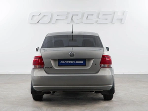 Седан Volkswagen Polo 2015 года, 899077 рублей, Москва