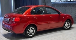Седан Kia Rio 2009 года, 667000 рублей, Красноярск