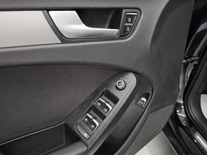Седан Audi A4 2013 года, 1090000 рублей, Красноярск