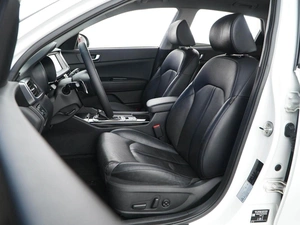 Седан Kia Optima 2017 года, 1869444 рублей, Москва