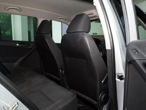 Внедорожник Volkswagen Tiguan 2013 года, 1480111 рублей, Тверь