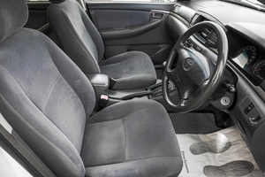 Седан Toyota Corolla 2005 года, 699000 рублей, Барнаул