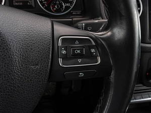 Внедорожник Volkswagen Tiguan 2013 года, 1020000 рублей, Краснодар