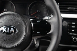 Седан Kia Rio 2019 года, 1359000 рублей, Оренбург