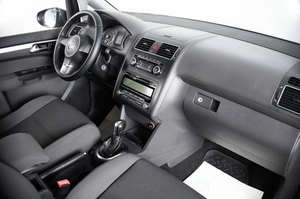 Минивэн Volkswagen Touran 2010 года, 879000 рублей, Пермь