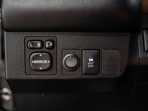 Внедорожник Toyota RAV4 2014 года, 1990000 рублей, Красноярск