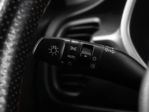 Седан Kia Rio 2021 года, 1439000 рублей, Тюмень