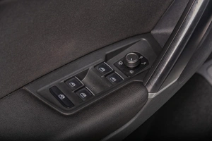 Внедорожник Volkswagen Tiguan 2018 года, 2369000 рублей, Томск