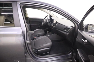 Седан Hyundai Solaris 2024 года, 1950000 рублей, Клинцы