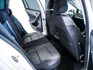 Универсал Volkswagen Golf 2017 года, 1195000 рублей, Красноярск