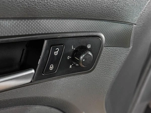 Фургон Volkswagen Caddy 2012 года, 1010000 рублей, Воронеж