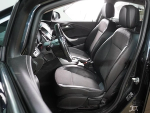 Хетчбэк Opel Astra 2012 года, 849000 рублей, Воронеж