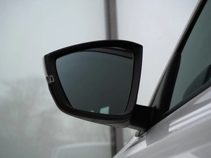 Внедорожник Skoda Karoq 2021 года, 2399000 рублей, Тверь