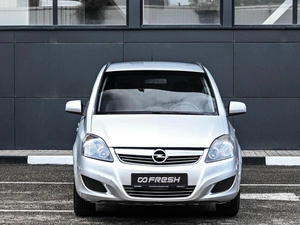 Минивэн Opel Zafira 2012 года, 594000 рублей, Кирилловка