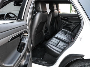 Внедорожник Land Rover Range Rover Evoque 2019 года, 3649000 рублей, Кирилловка