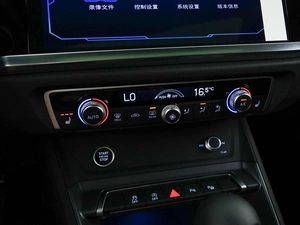 Внедорожник Audi Q3 2026 года, 4198999 рублей, Москва