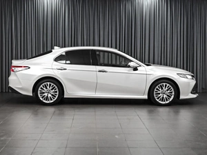 Седан Toyota Camry 2019 года, 3300000 рублей, Ставрополь