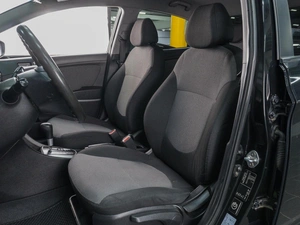 Седан Hyundai Solaris 2014 года, 1099000 рублей, Сургут