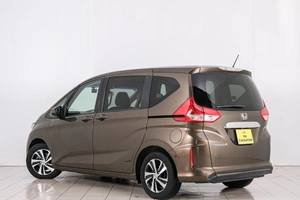 Минивэн Honda Freed 2016 года, 1489000 рублей, Красноярск
