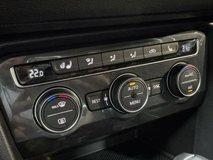 Внедорожник Volkswagen Tiguan 2018 года, 2520000 рублей, Красноярск