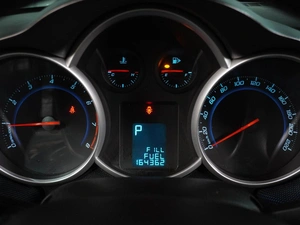 Хетчбэк Chevrolet Cruze 2012 года, 829000 рублей, Воронеж