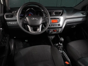 Седан Kia Rio 2014 года, 699000 рублей, Воронеж
