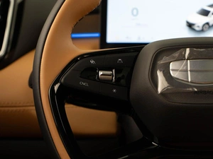 Внедорожник Geely Atlas 2025 года, 3254404 рублей, Москва