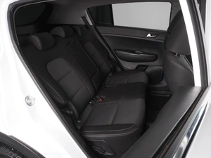 Внедорожник Kia Sportage 2018 года, 2098000 рублей, Красный Пахарь