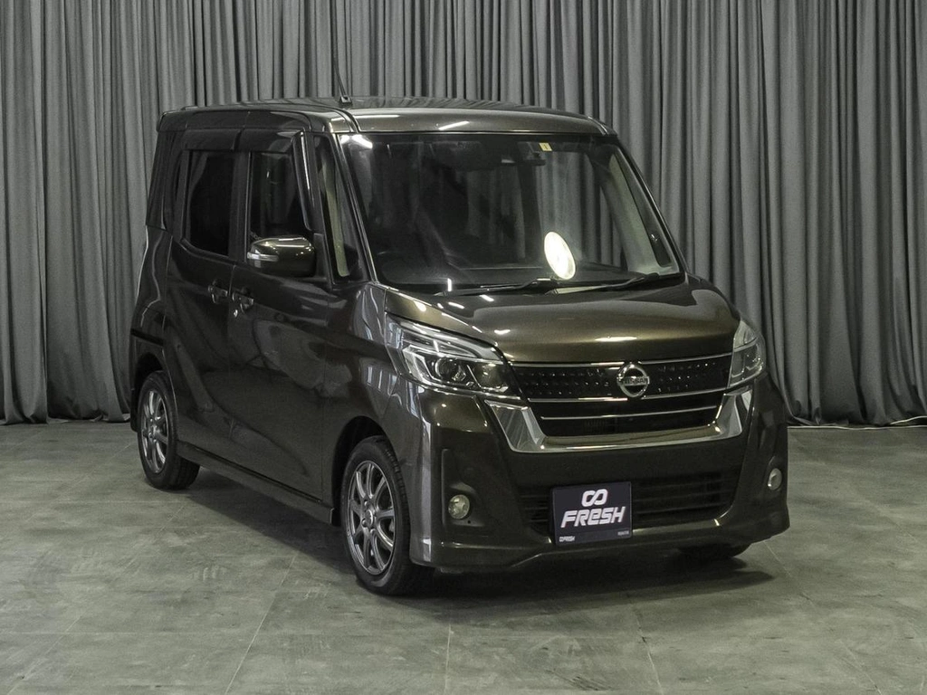 Хетчбэк Nissan Dayz Roox 2018 года, 969000 рублей, Тюмень