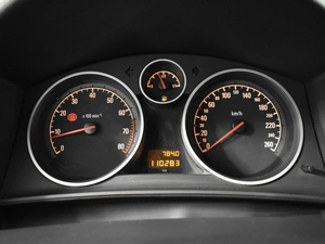 Хетчбэк Opel Astra 2014 года, 648200 рублей, Казань