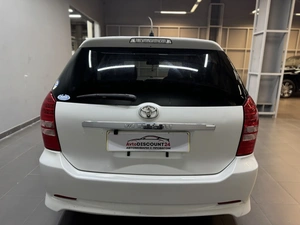 Минивэн Toyota Wish 2005 года, 847000 рублей, Красноярск