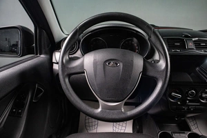 Седан ВАЗ (LADA) Granta 2022 года, 829000 рублей, Сургут