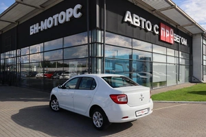 Седан Renault Logan 2020 года, 920000 рублей, Мирное