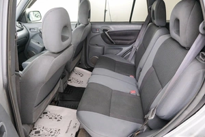 Внедорожник Toyota RAV4 2003 года, 899000 рублей, Красноярск
