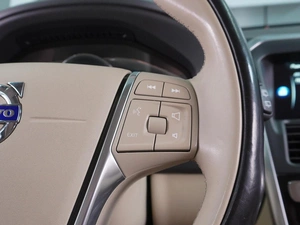 Внедорожник Volvo XC60 2015 года, 2438000 рублей, Воронеж