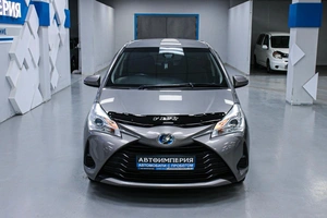 Хетчбэк Toyota Vitz 2017 года, 978000 рублей, Солонцы
