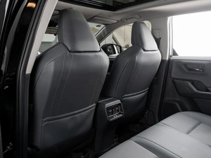 Внедорожник Toyota RAV4 2026 года, 4400000 рублей, Тюмень