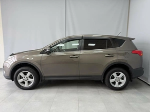 Внедорожник Toyota RAV4 2014 года, 1730000 рублей, Красноярск