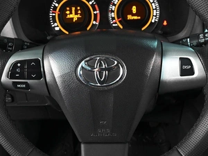 Хетчбэк Toyota Auris 2011 года, 979000 рублей, Аксай