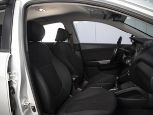 Седан Kia Rio 2013 года, 860000 рублей, Омск