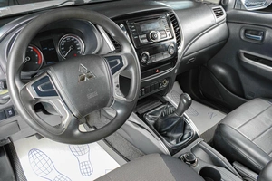 Пикап Mitsubishi L200 2022 года, 2499000 рублей, Тюмень